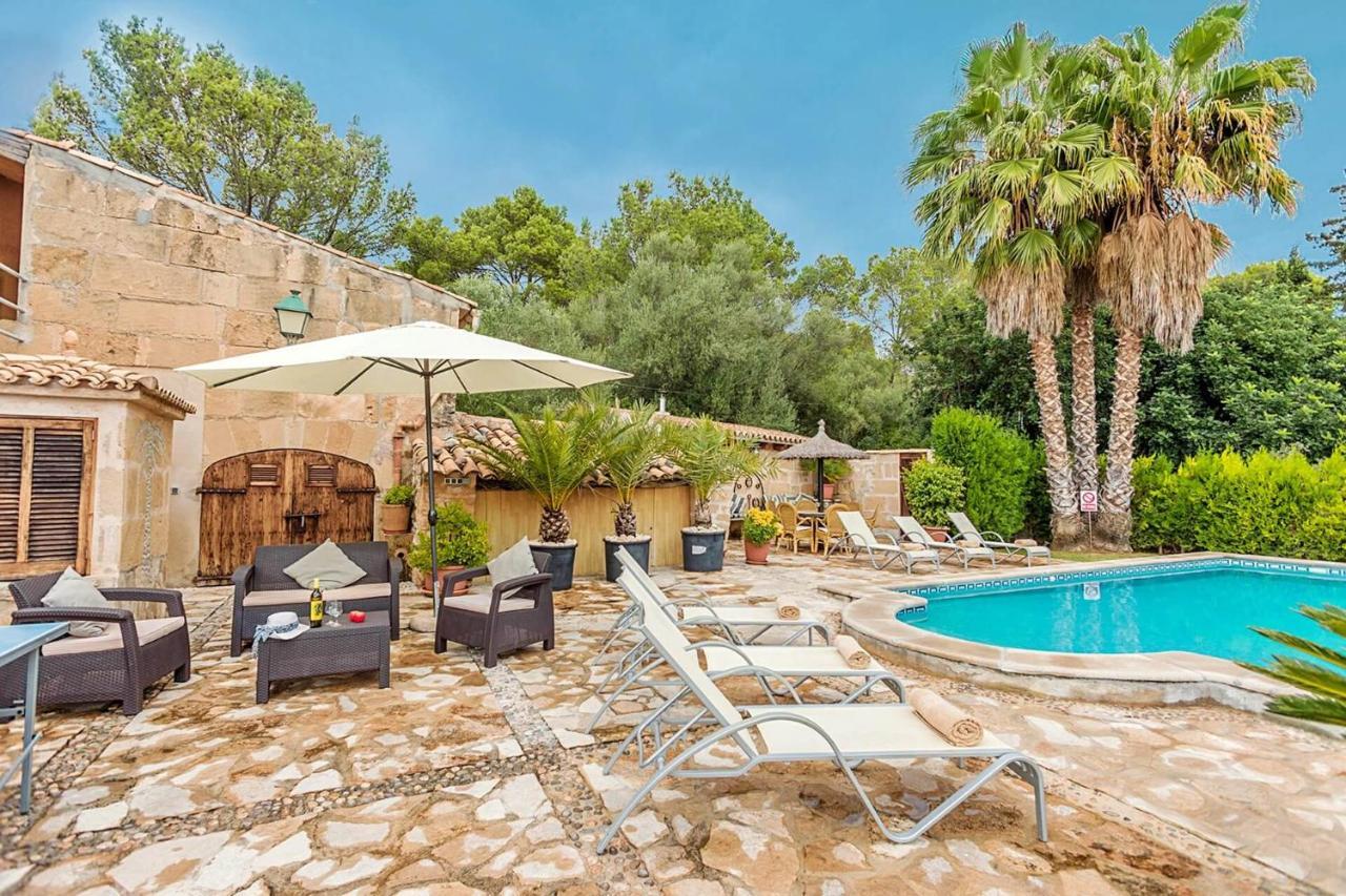 Villa Mosson By Sealand Villas Port de Pollenca Bagian luar foto